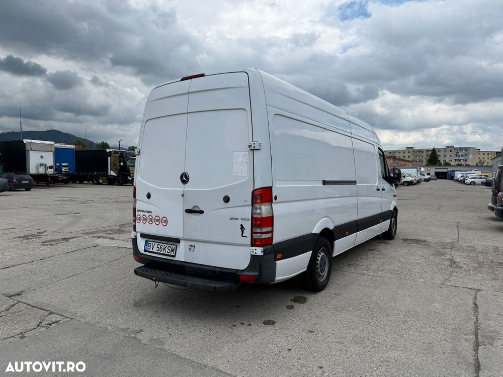 Mercedes-Benz Sprinter - 3