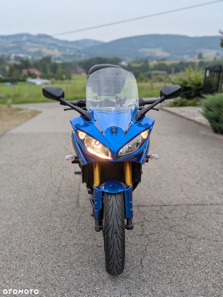 Yamaha FZ8 - 3