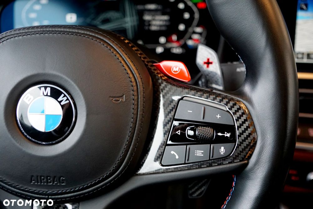 BMW M4 Competition M xDrive - 32