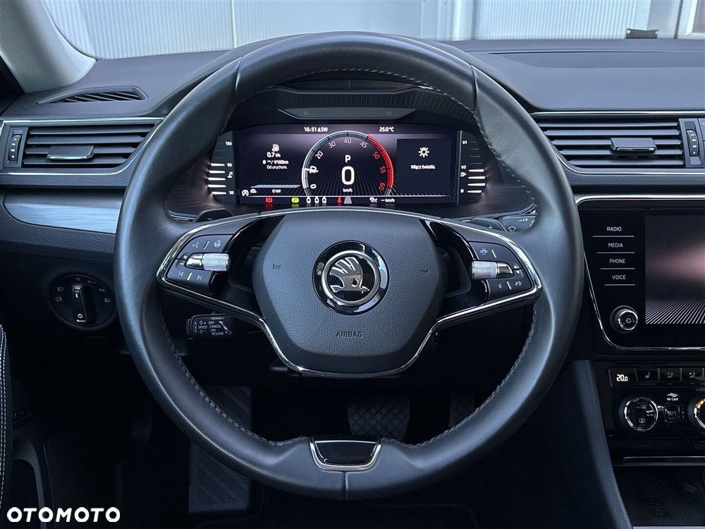 Skoda Superb 2.0 TDI SCR Style DSG - 16