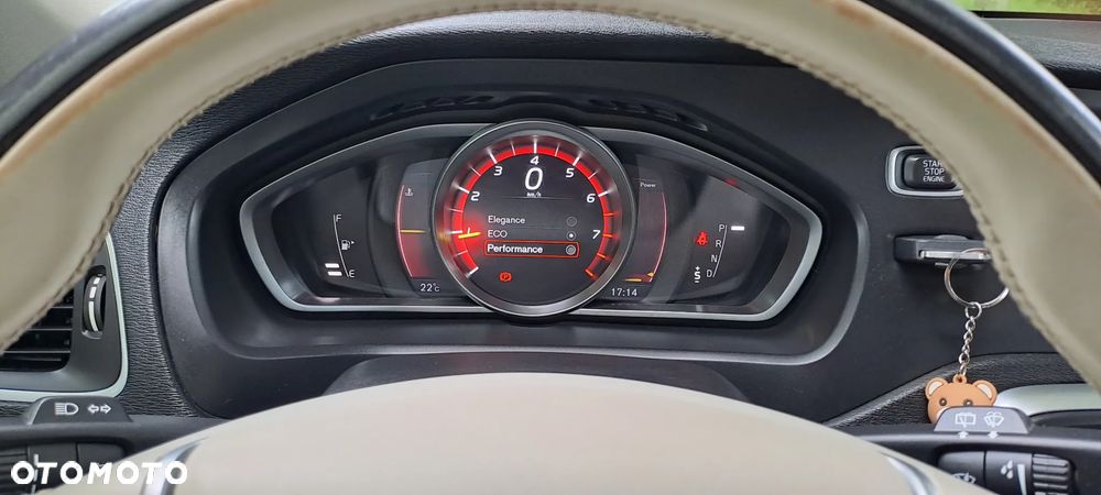 Volvo V40 T3 Geartronic Momentum - 30