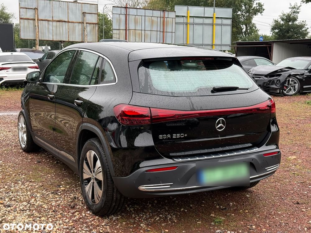 Mercedes-Benz EQA 250+ 70.5kWh Progressive - 14