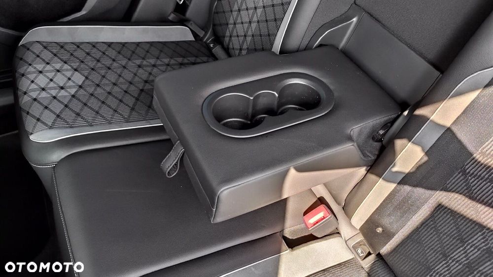 Volkswagen Tiguan - 34