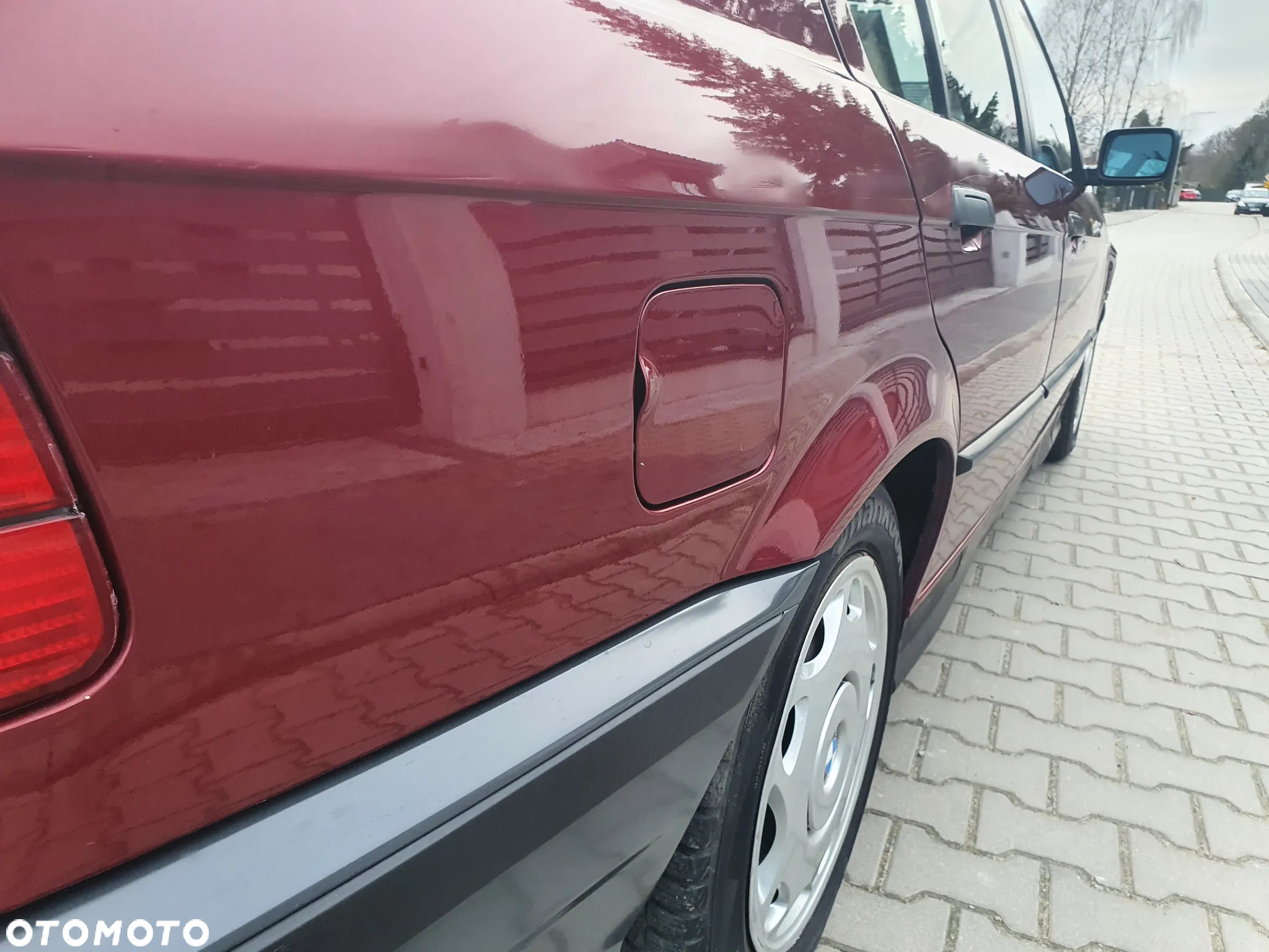 BMW Seria 3 318i - 15