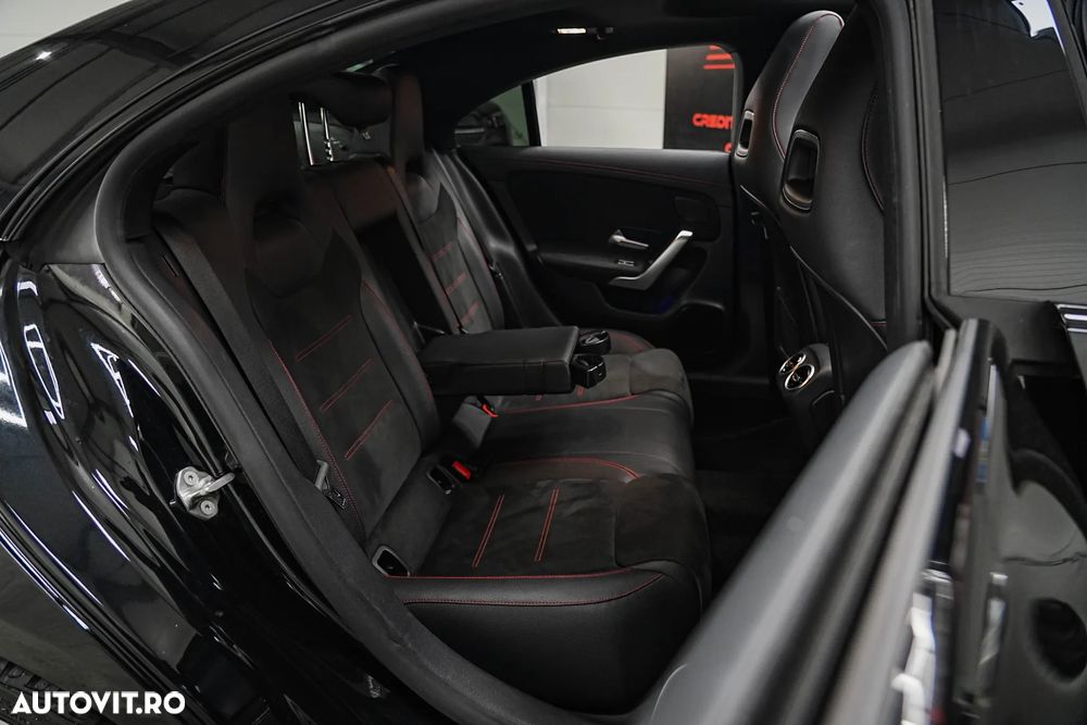 Mercedes-Benz CLA 200 7G-DCT AMG Line - 10