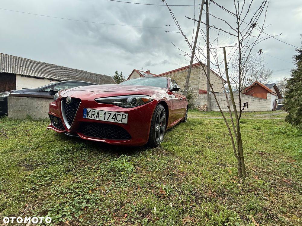 Alfa Romeo Giulia 2.0 Turbo 16V AT8-Q4 Veloce Ti - 15