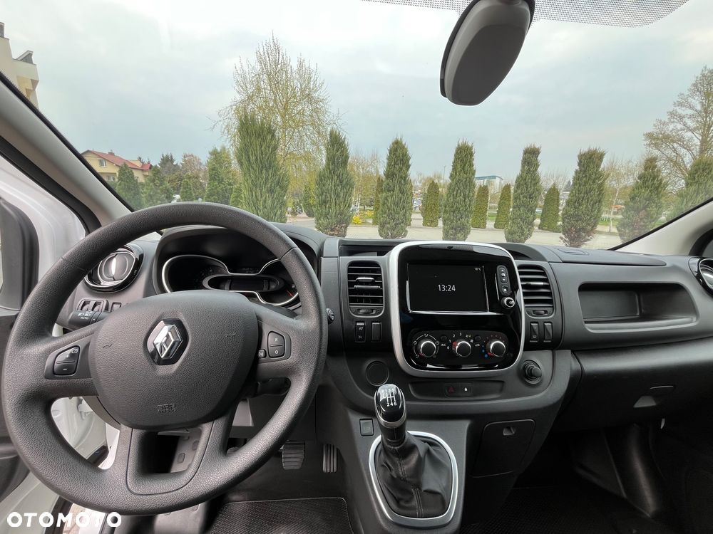 Renault Trafic - 17
