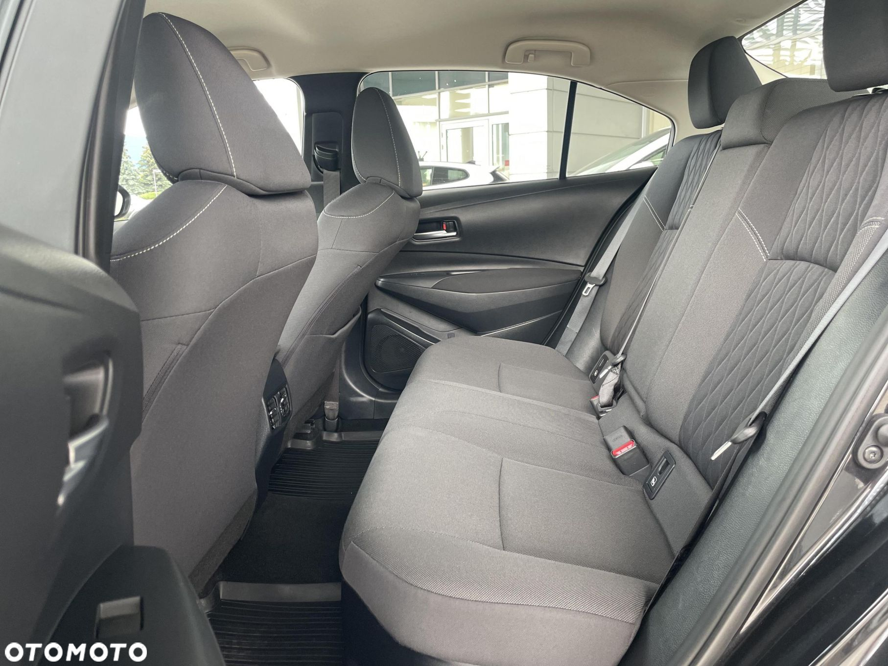 Toyota Corolla - 14