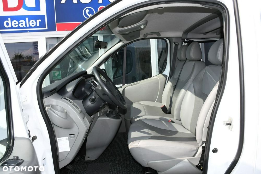 Renault Trafic - 18