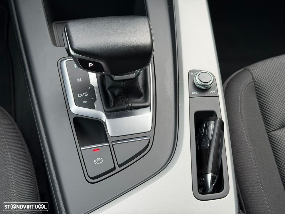 Audi A4 Avant 35 TDI Advanced S tronic - 42