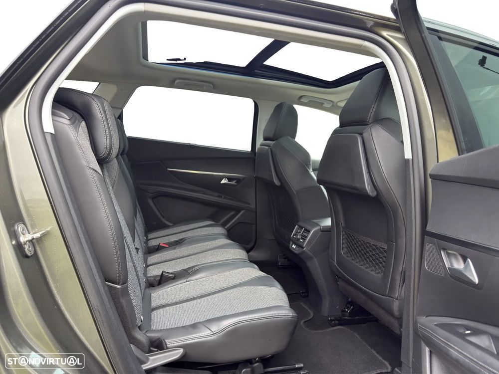 Peugeot 5008 1.2 PureTech Allure EAT6 - 16