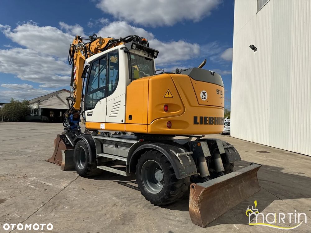 Liebherr A 913 COMPACT LITRONIC - 3