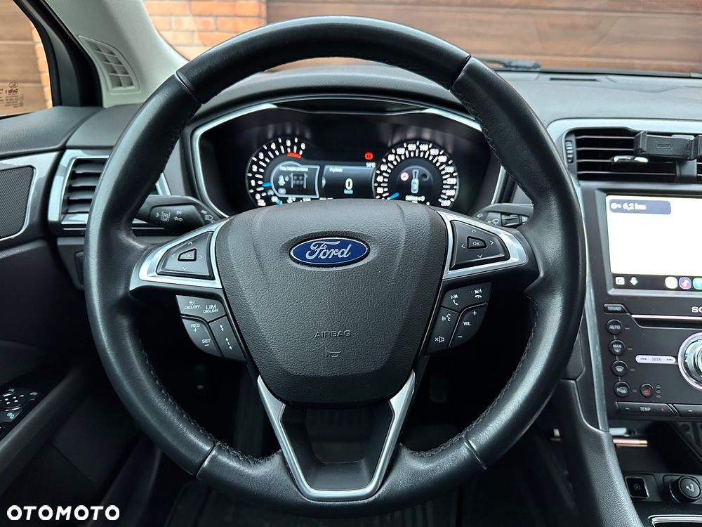 Ford Mondeo 2.0 EcoBlue Titanium - 23