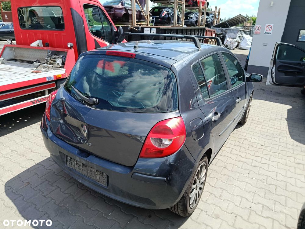 Renault Clio III 1.2 Tce D4F784 2007r NA CZĘŚCI - 3