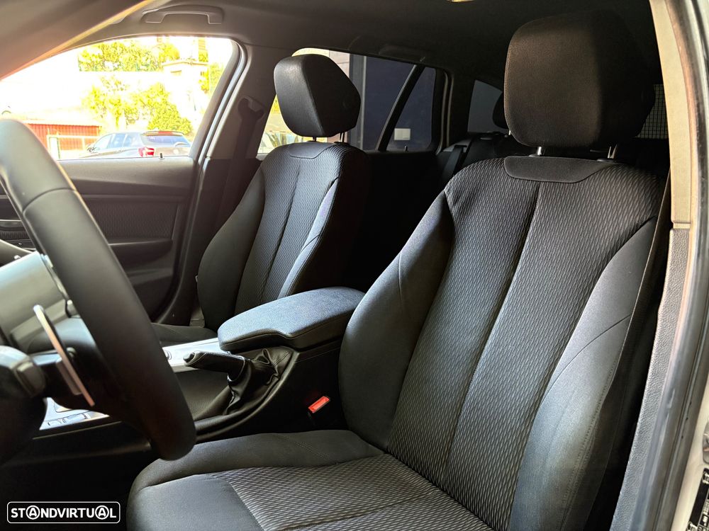 BMW 320 d Touring Aut. Sport Line - 39