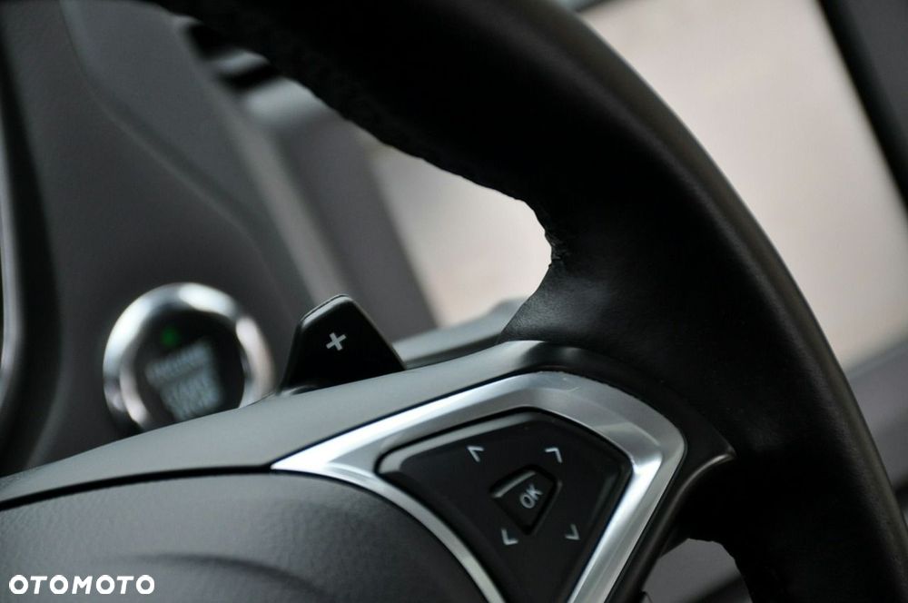 Ford Mondeo - 36