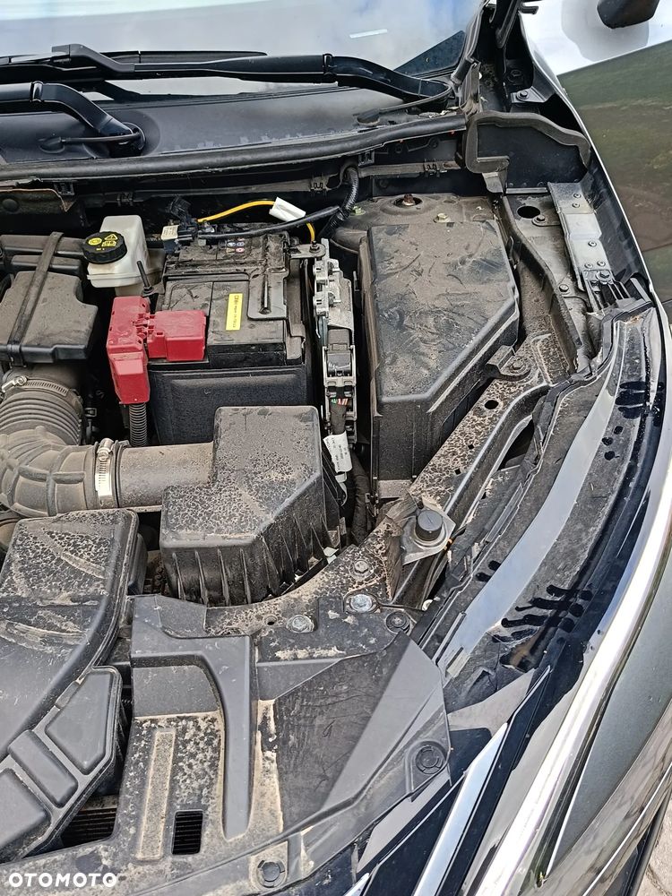 Nissan Qashqai 1.3 DIG-T MHEV Premiere Edition Xtronic - 12