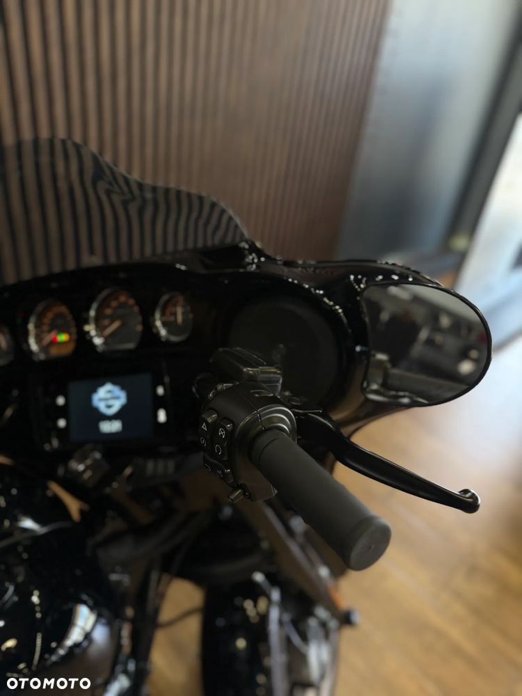 Harley-Davidson Touring Street Glide - 9