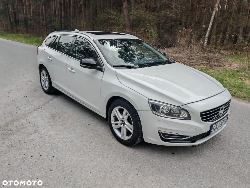 Volvo V60 T5 Drive-E Base - 3