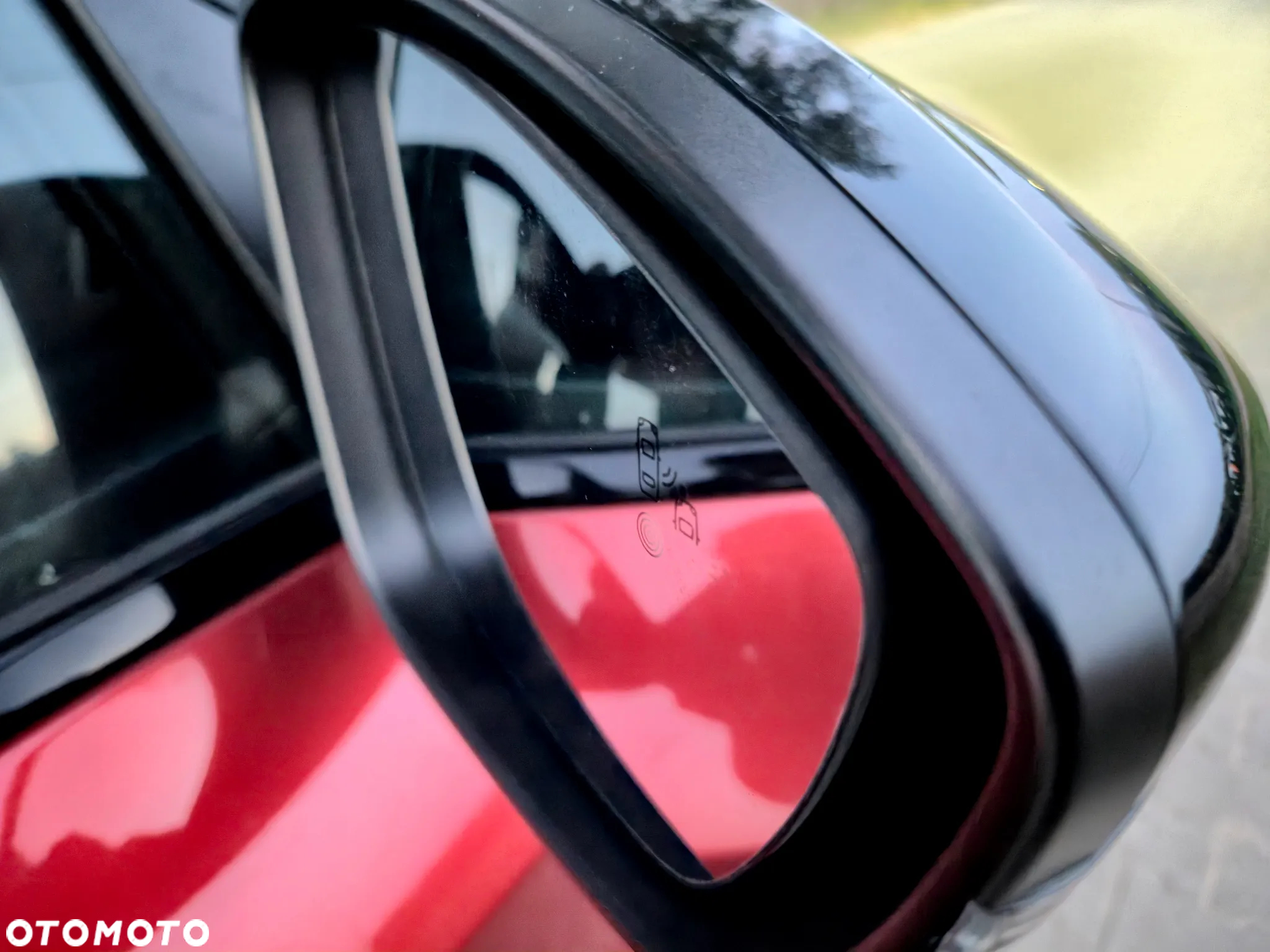 Peugeot 208 PureTech 130 EAT8 GT - 23
