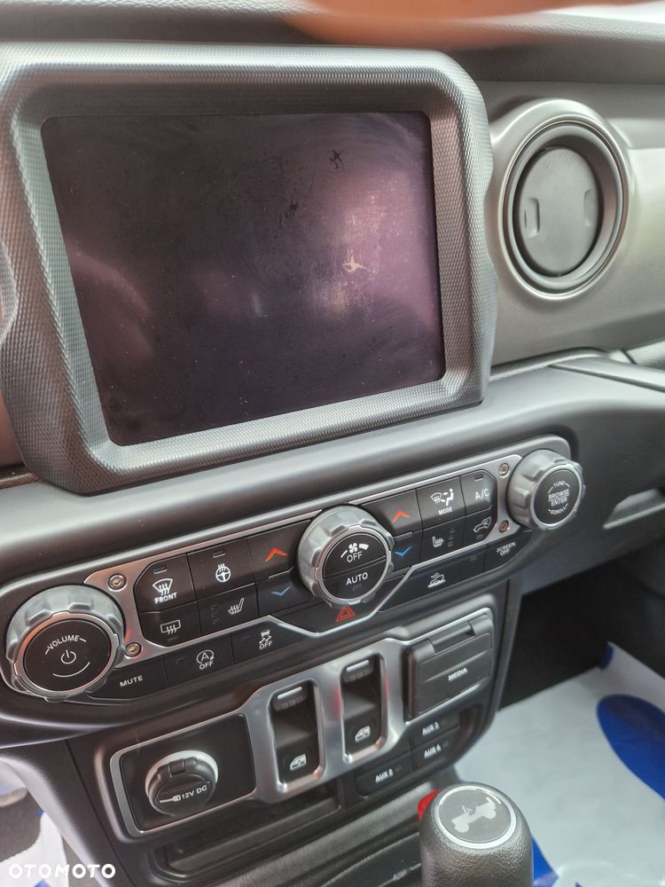 Jeep Wrangler GME 2.0 Turbo Sport - 15
