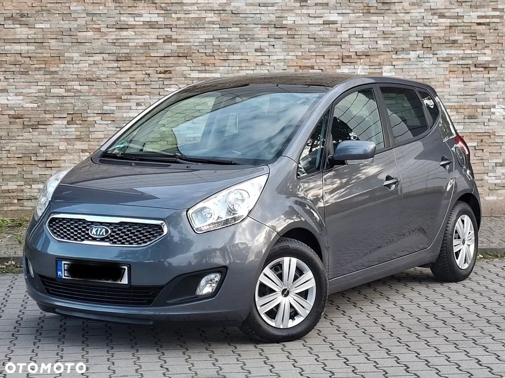 Kia Venga 1.4 CVVT Titanium Collection - 11