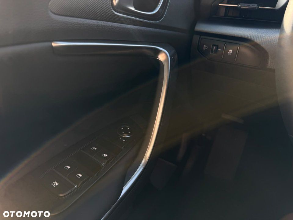 Kia XCeed - 18