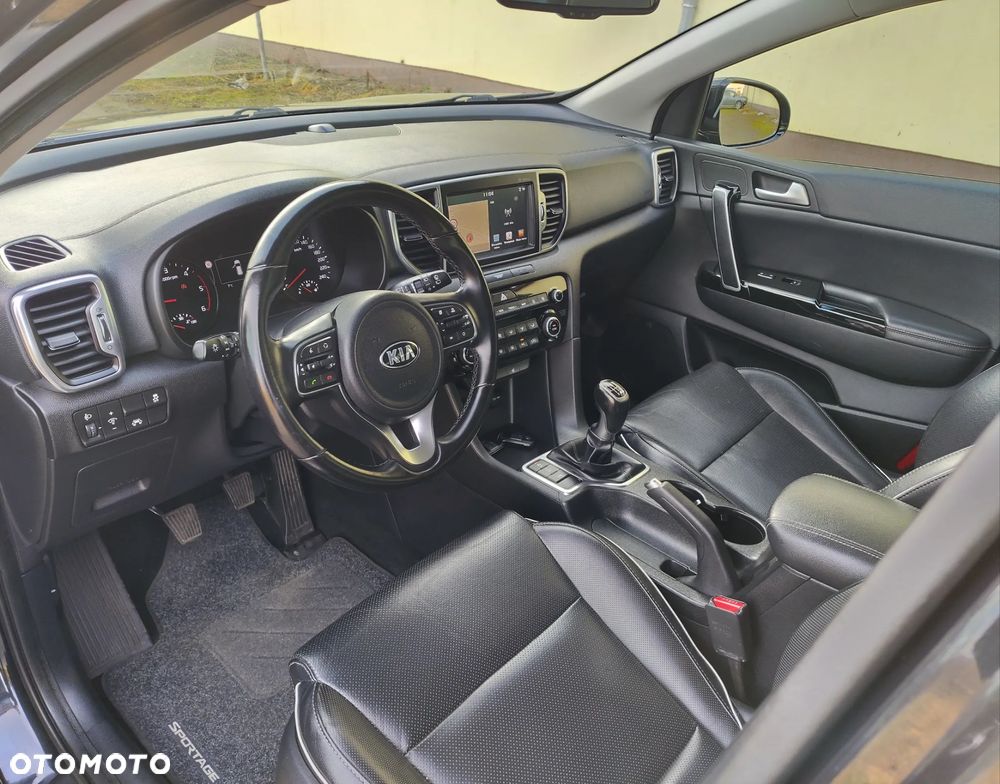 Kia Sportage 1.7 CRDI 2WD ISG Dream-Team Edition - 16