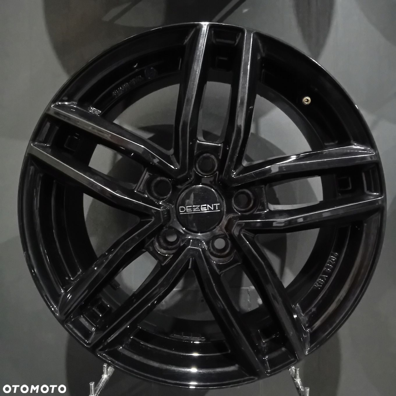 Felgi 16 5x112 Skoda Octavia III, VW Golf VII F504674-25 - 5