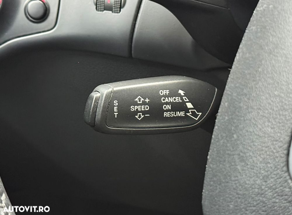 Audi A4 Avant 2.0 TDI DPF quattro Ambiente - 25