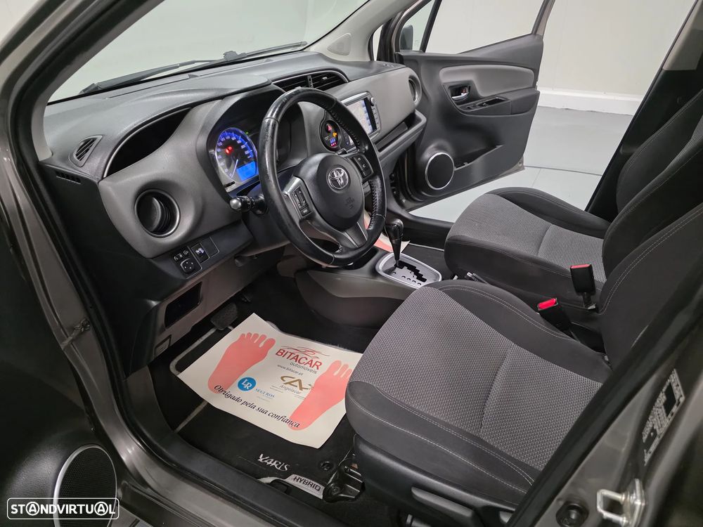 Toyota Yaris 1.5 HSD Comfort+P.Style - 45