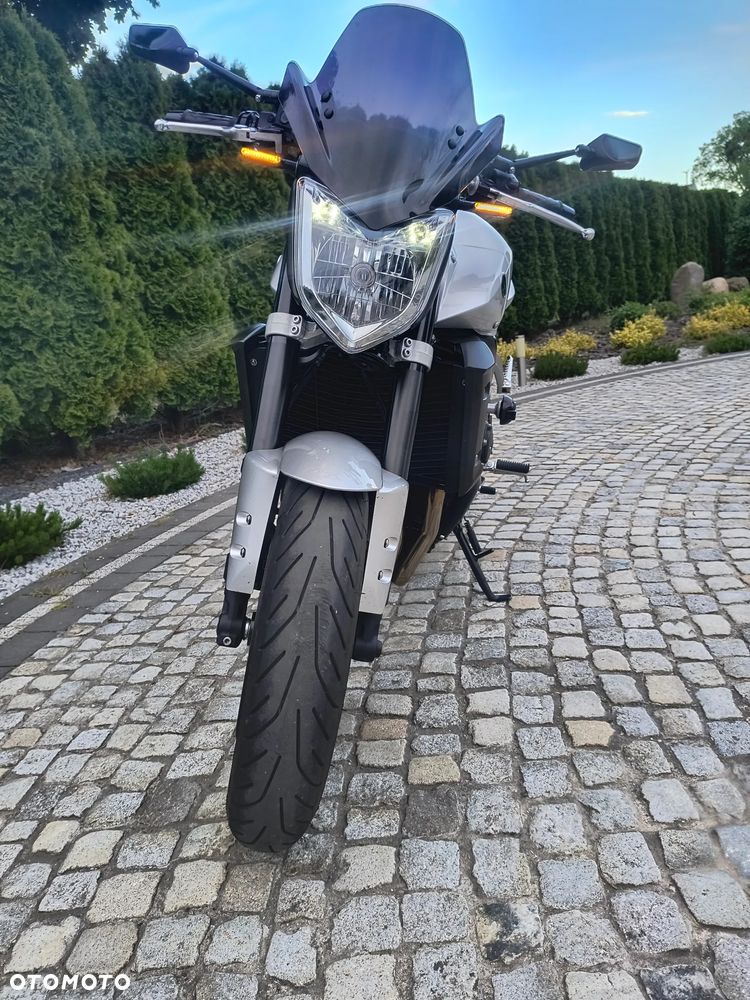 Yamaha FZ - 5