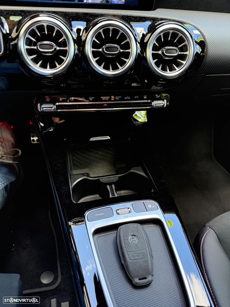 Mercedes-Benz A 250 - 20
