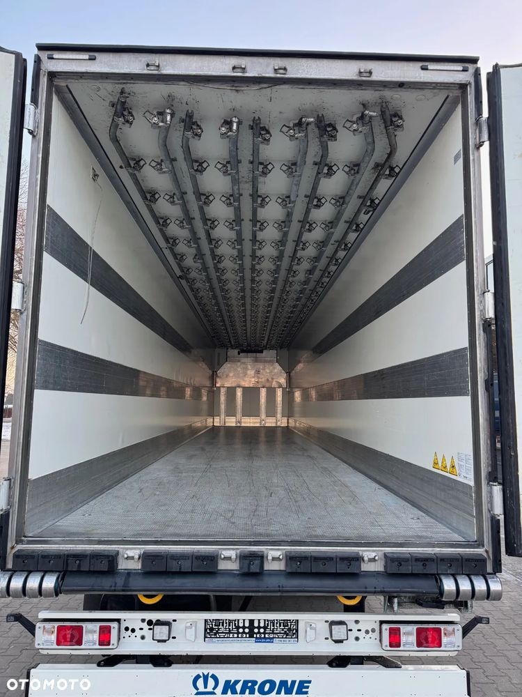 Krone Hakowa, Carrier Vector HE19, Nowe opony!! - 12