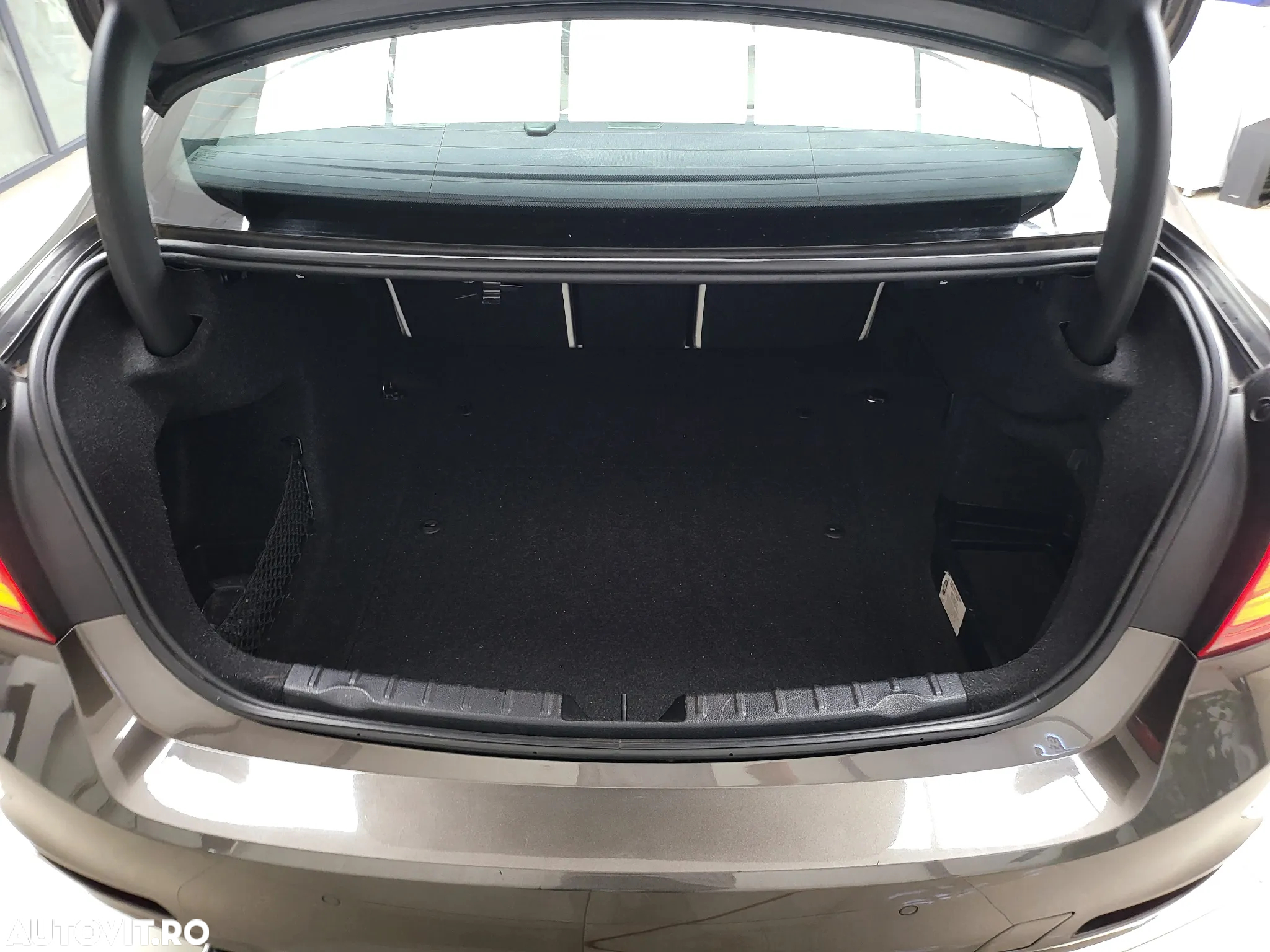BMW Seria 3 320d Luxury Line - 18