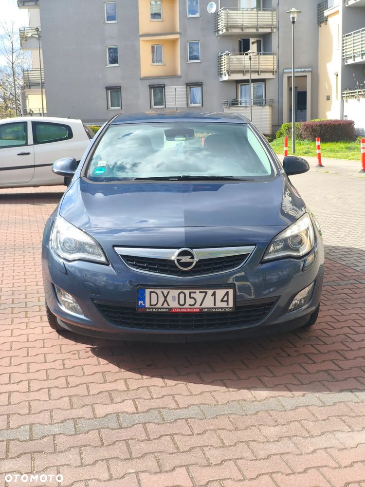 Opel Astra 1.7 CDTI DPF - 2