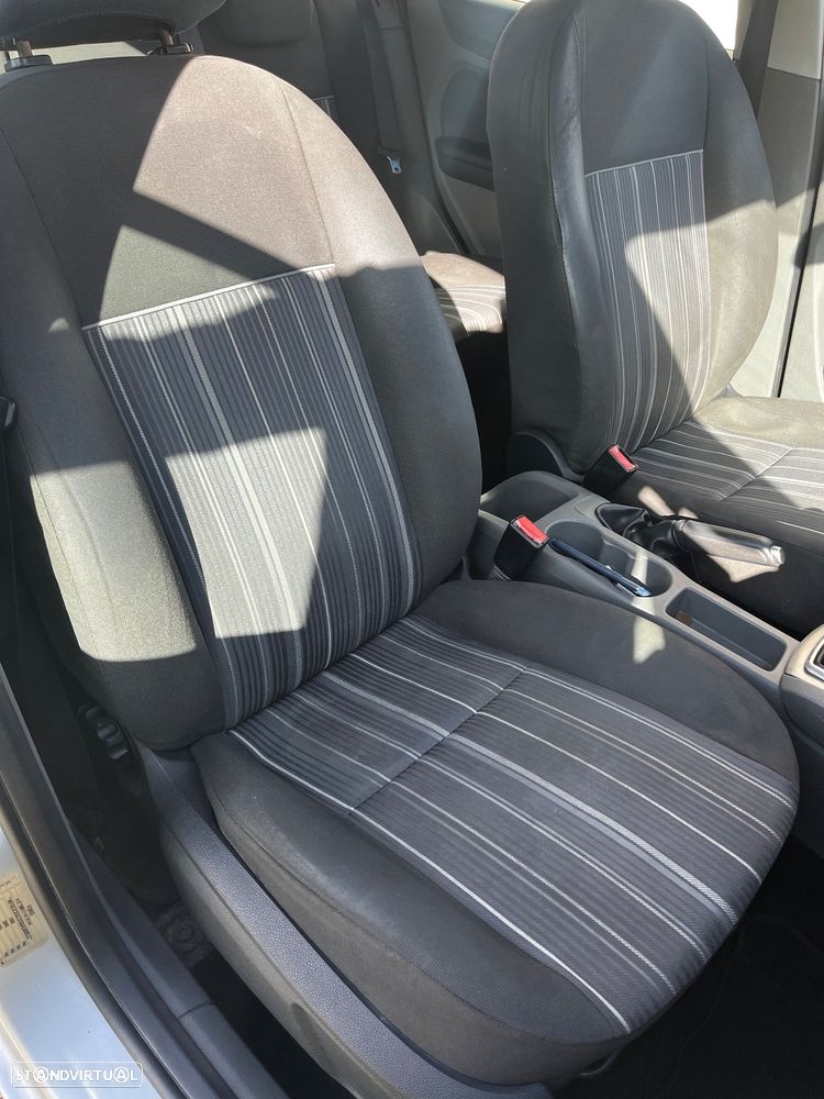 Ford Focus SW 1.6 TDCi Style - 16