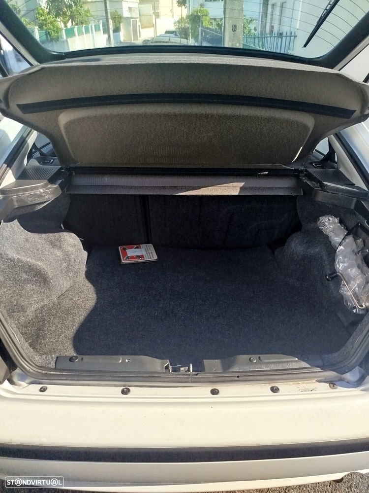 Honda Civic 1.4i S - 5