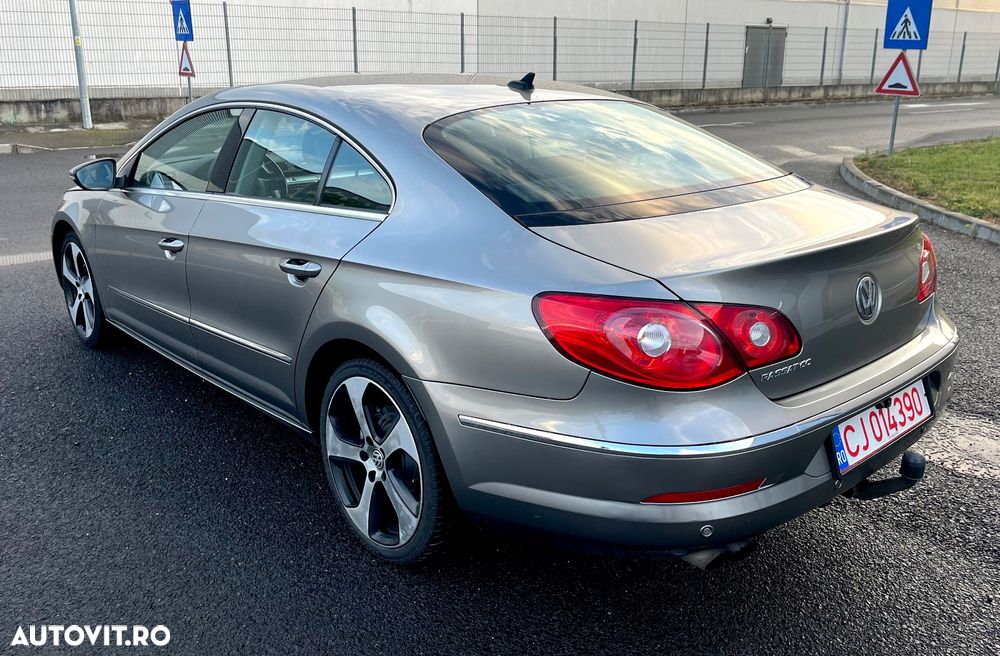 Volkswagen Passat CC 2.0 TDI DSG Exclusive - 4