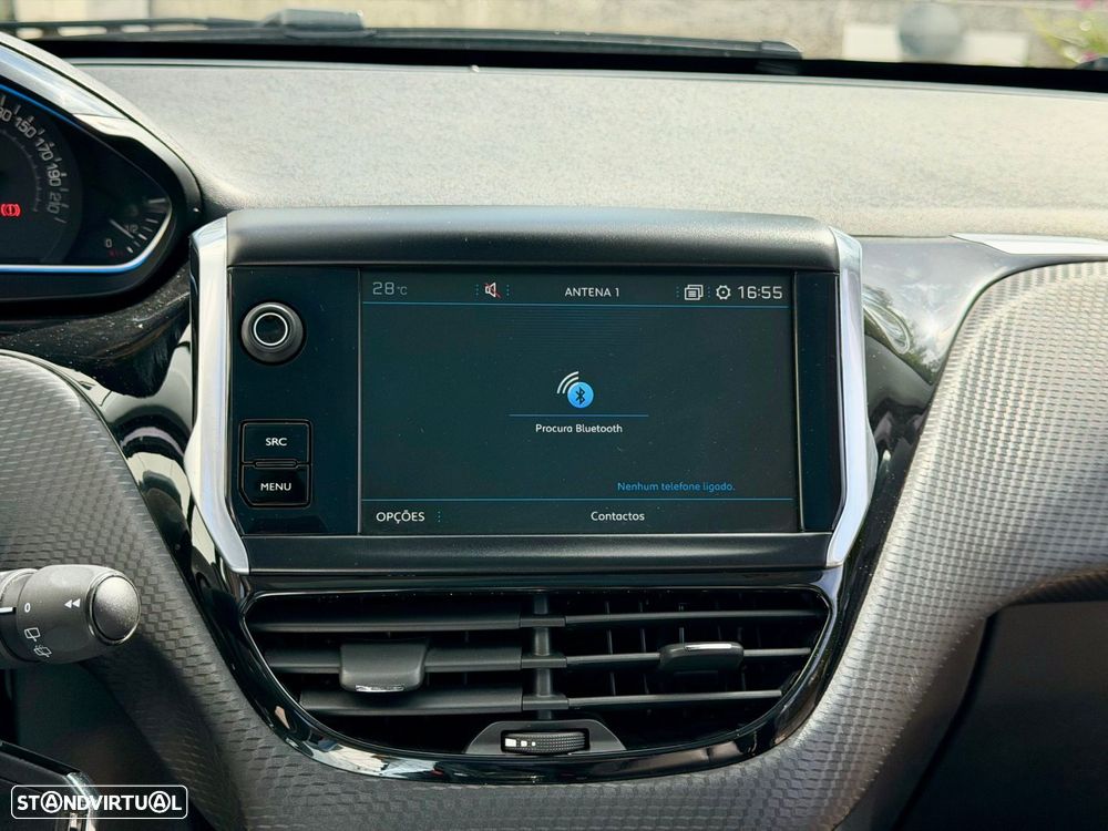 Peugeot 2008 1.2 PureTech Allure Pack - 19