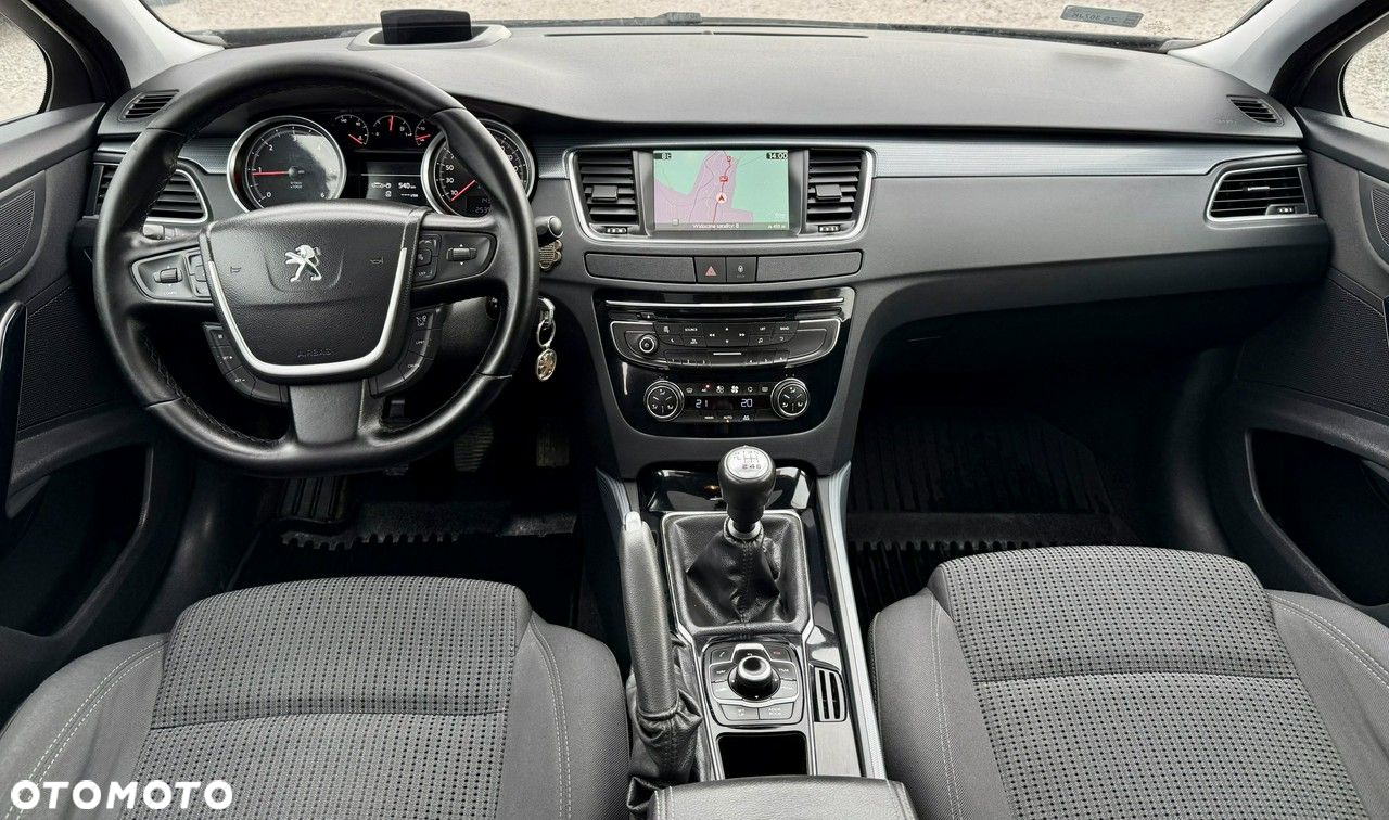 Peugeot 508 SW HDi FAP 140 Allure - 17