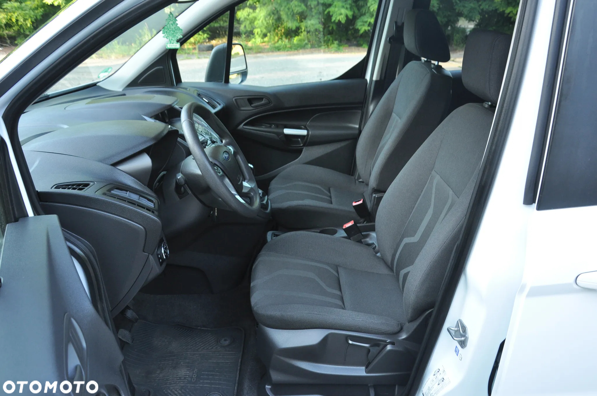 Ford Tourneo Connect - 28