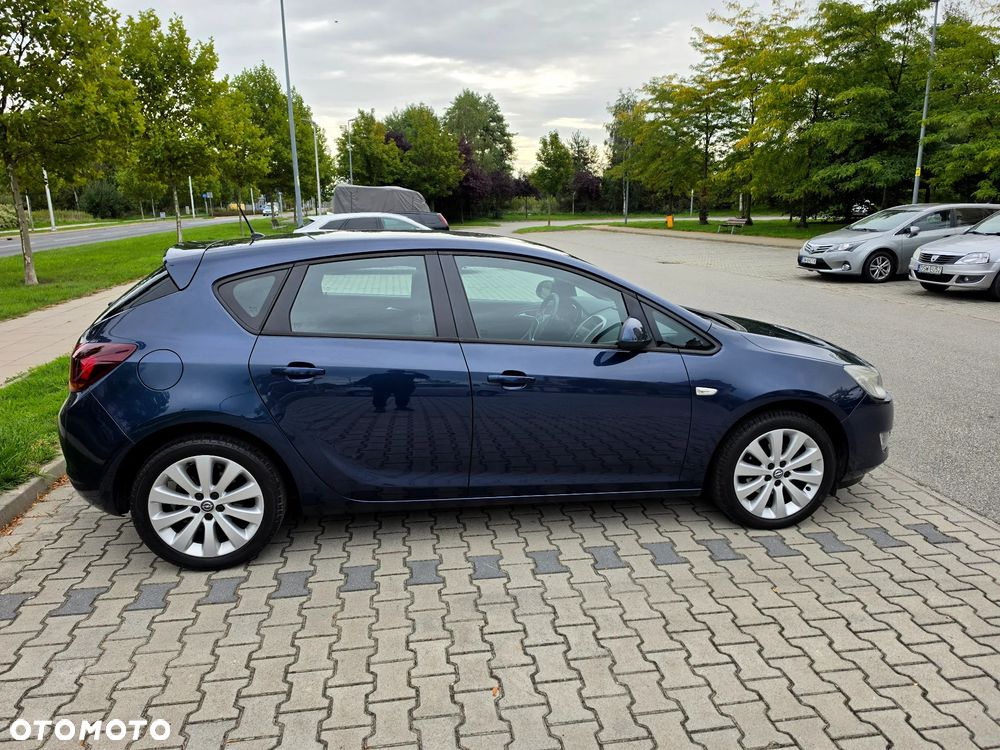 Opel Astra 1.4 Active - 11
