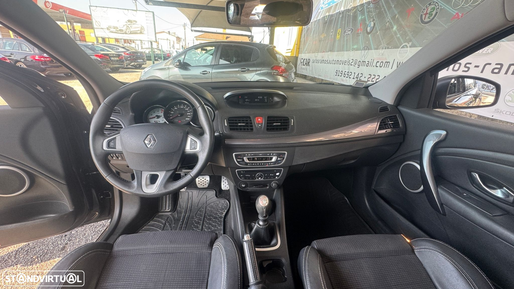 Renault Mégane Sport Tourer - 17
