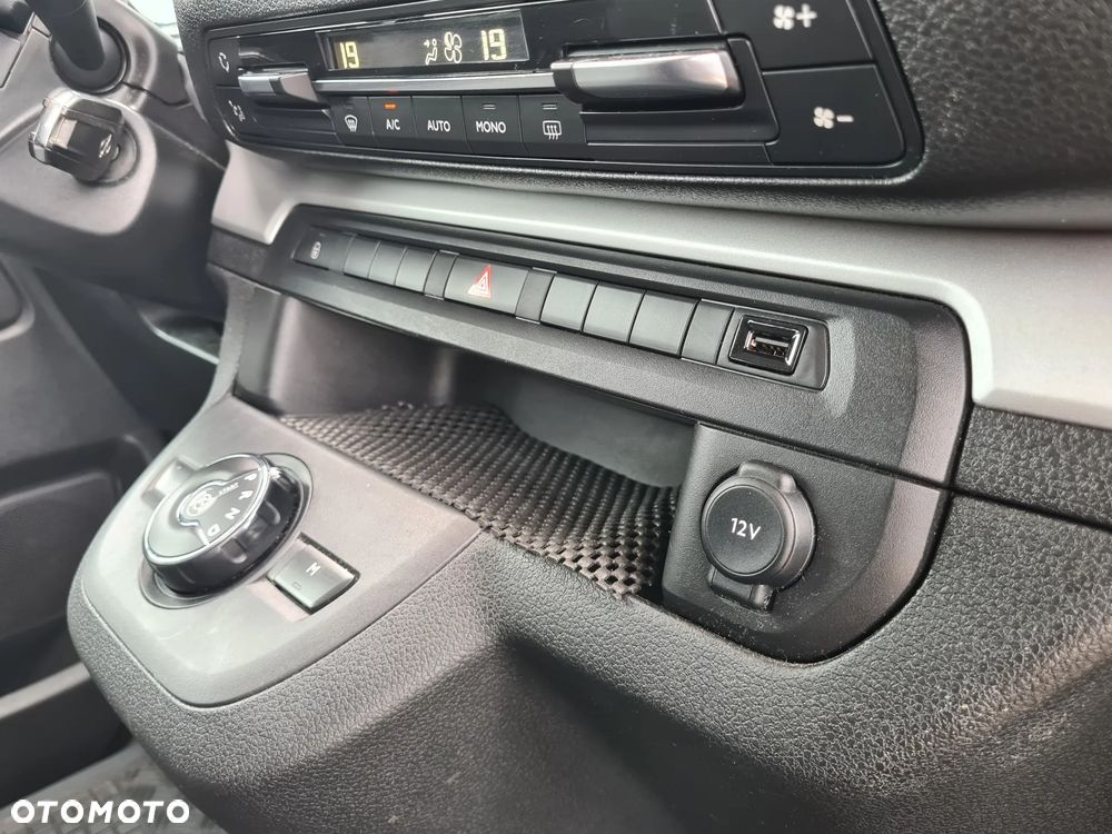 Opel Vivaro - 39