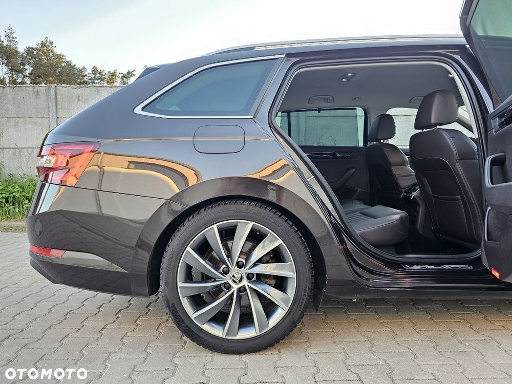 Skoda Superb 2.0 TDI 4x4 L&K DSG - 13