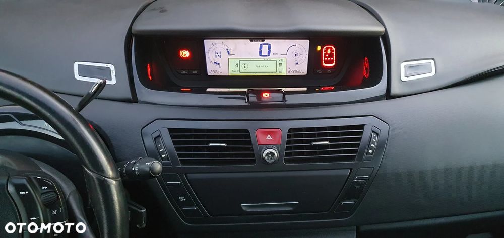Citroën C4 Picasso 2.0 HDi Impress Exclusive - 16