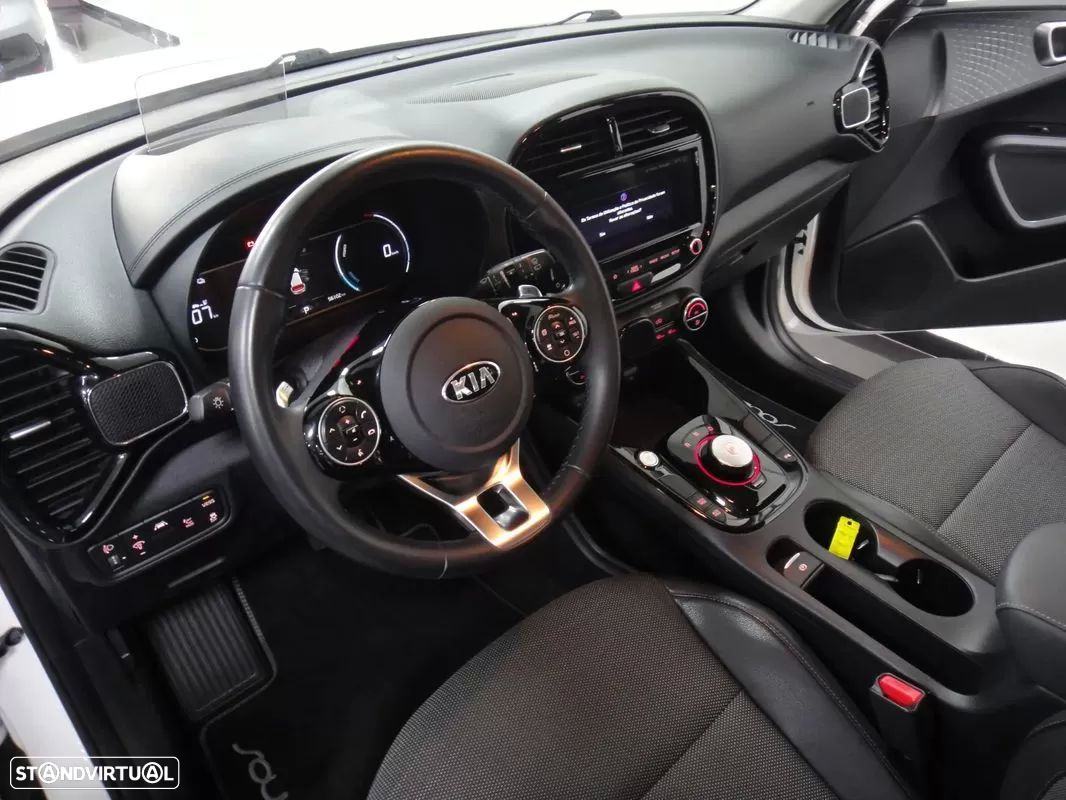 Kia e-Soul 64kWh - 15