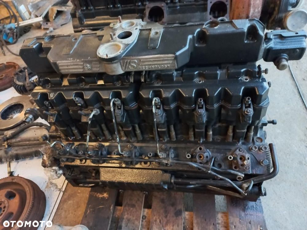 Części do silnika SAME,LAMBORGHINI,HURLIMAN 1000.6ATI 1000.6WTI.1000,6P 1000.3A 3,4,5,6 CYLINDRÓW 07511100,70720.4, 048.11100, 985P, 0471110.0,045.0065.6, 711100,065.1410.0, 75325.0, GŁOWICA,WTRYSK,BLOK,WAŁ,TŁOK,TULEJA,WOM,KOLEKTOR,CHŁODNICA,TURBO,OBUDOWA ROZRZĄDU,KOŁO,WAŁEK,POMPA,BALANSER,MISKA 53279706014, 532610150 KKK WISKOZA,ANTARES II,LASER,SILVER,EXPLORER,CORSARO,CENTAURO,TITAN,TAURUS,MERCURY,JAGUAR,TIGER,BUFFLO,DRAGO,RUBIN,IRON,LEOPARD,GALAXY,SOLAR.ASTER - 26