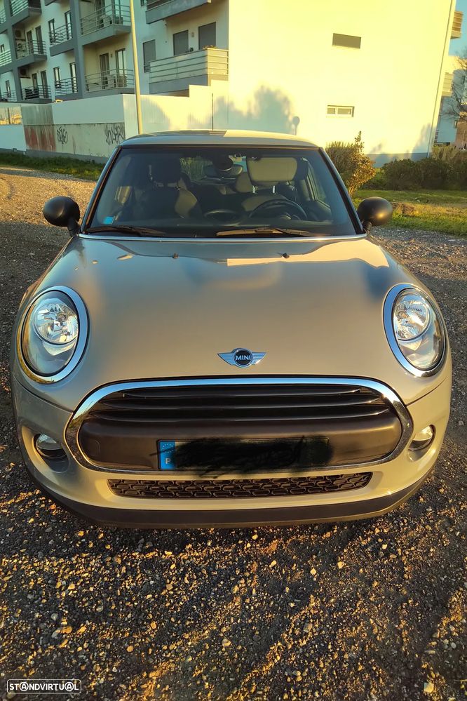 MINI 3 Portas One D - 15